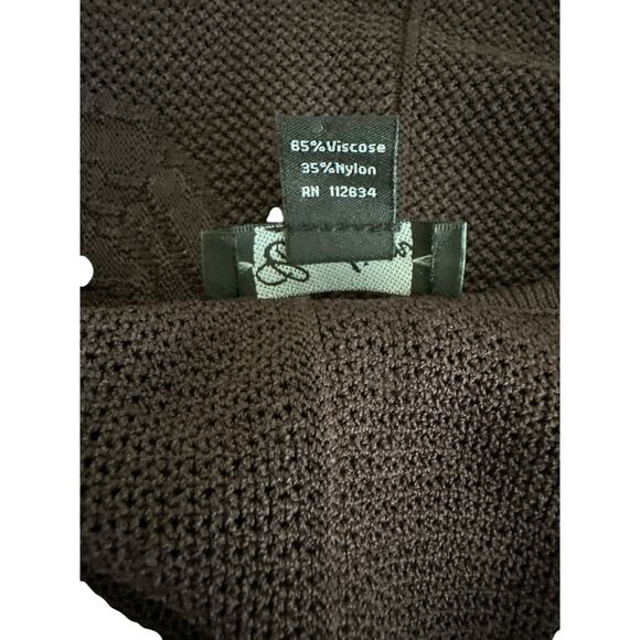 Coelian cardigan knitted fabric and features a scoop neckline,size M - Picture 7 of 8